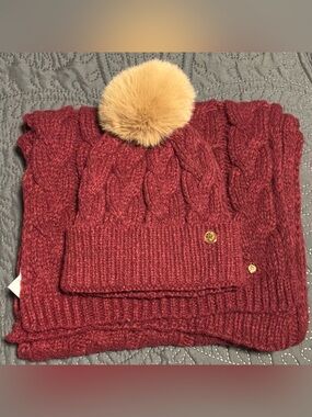 #49 Anne Klein Women’s Knit Hat & Scarf Set In Burgundy One Size
